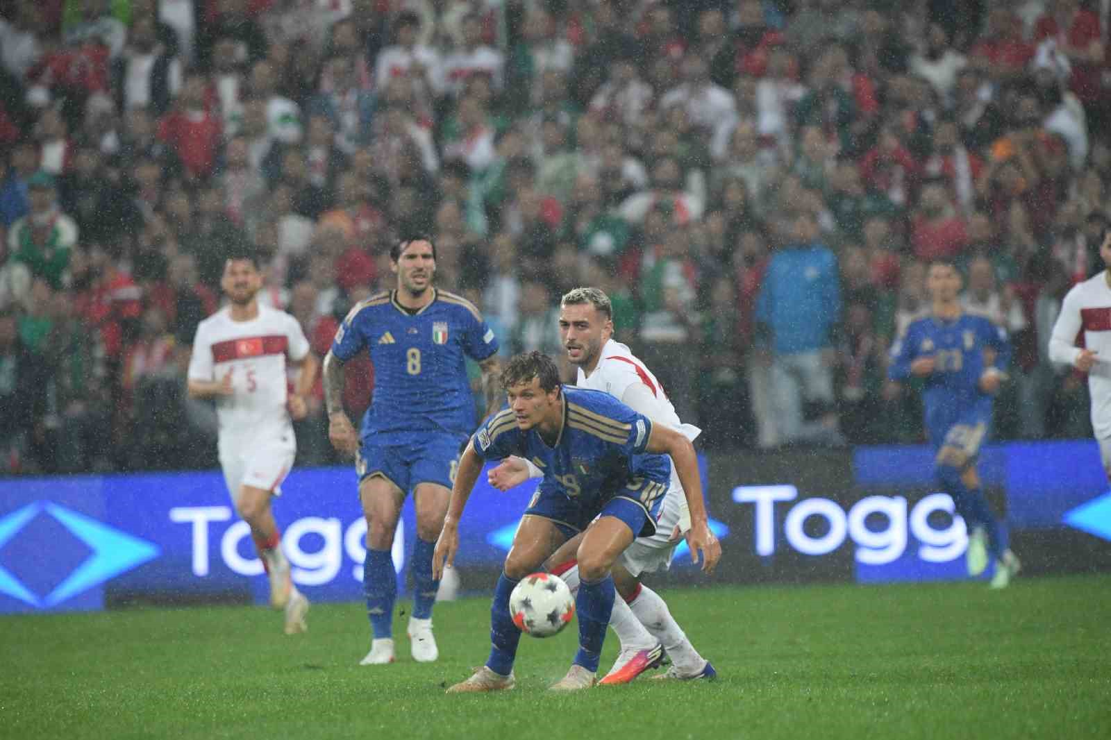 UEFA ULUSLAR LİGİ: TÜRKİYE: 0 - İTALYA: 3 (İLK YARI)