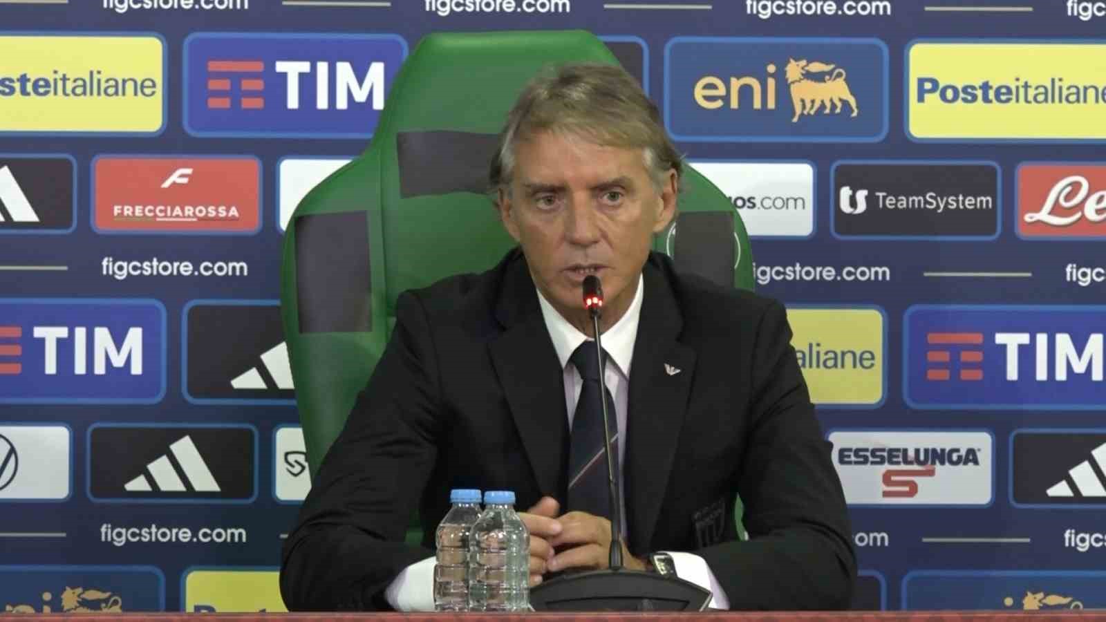 ROBERTO MANCİNİ: "TAKIM HER ŞEYİ EN İYİ ŞEKİLDE SAHAYA TAŞIDI, MUTLUYUM"