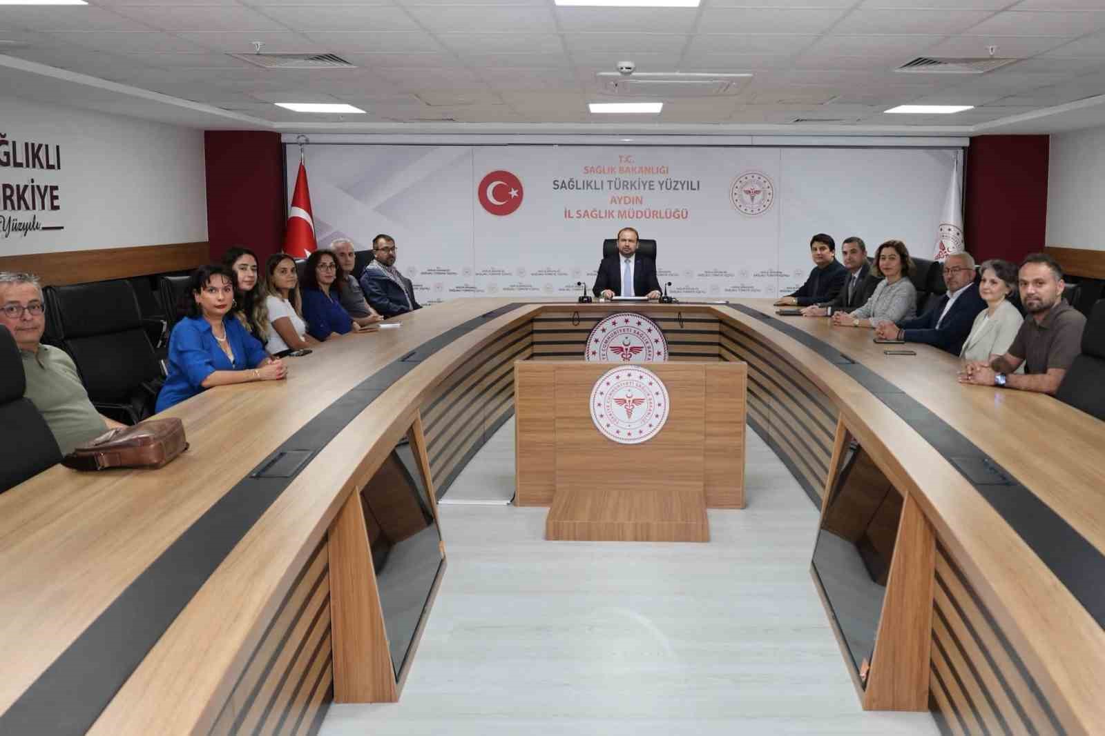 AYDIN’DA AİLE HEKİMLERİNE ’TANIDAN TEDAVİYE GÜNCEL YAKLAŞIMLAR’ EĞİTİMİ