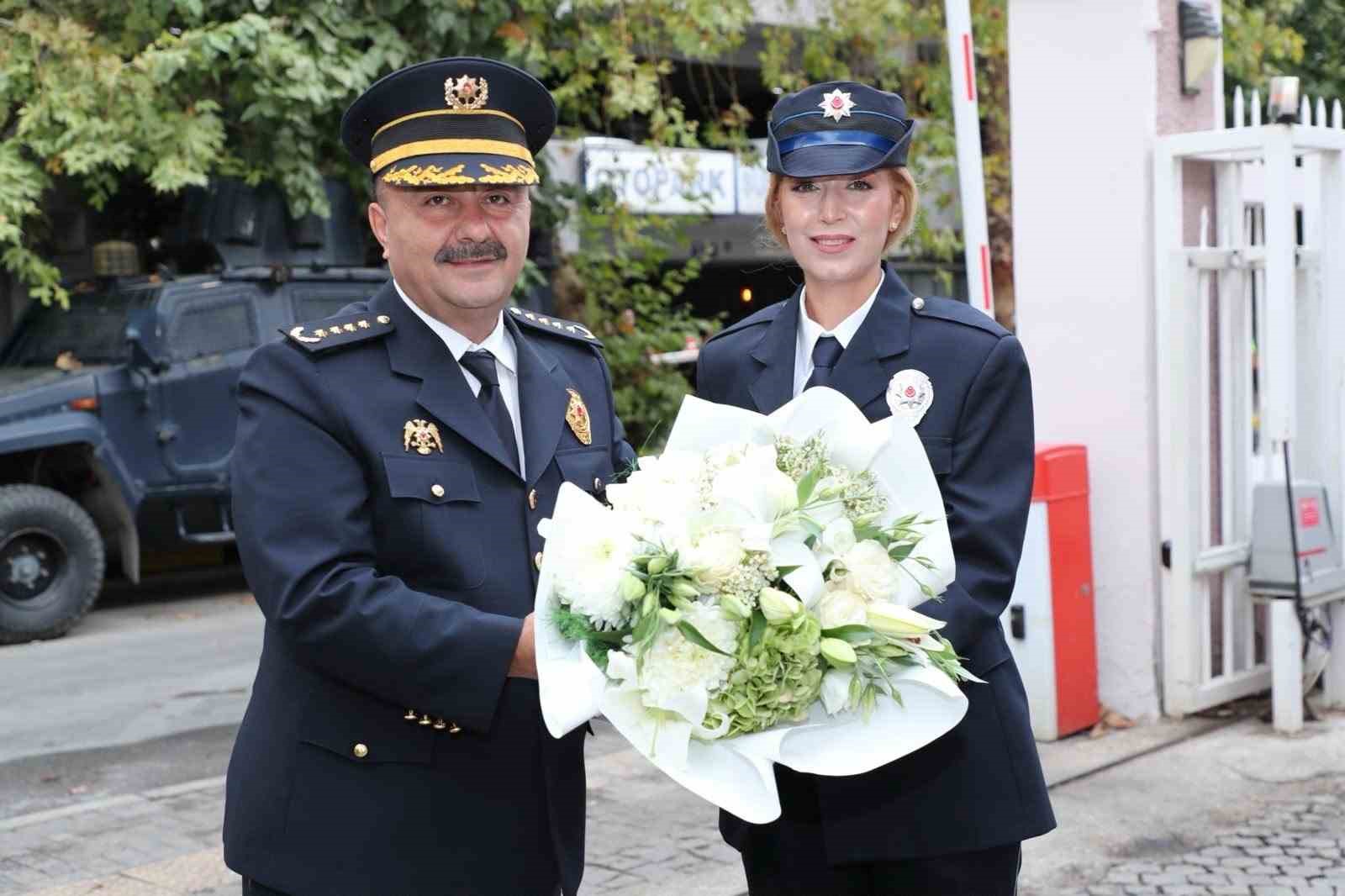 İZMİR EMNİYETİNDE DEVİR TESLİM: ARIBAŞ GÖREVİNE BAŞLADI