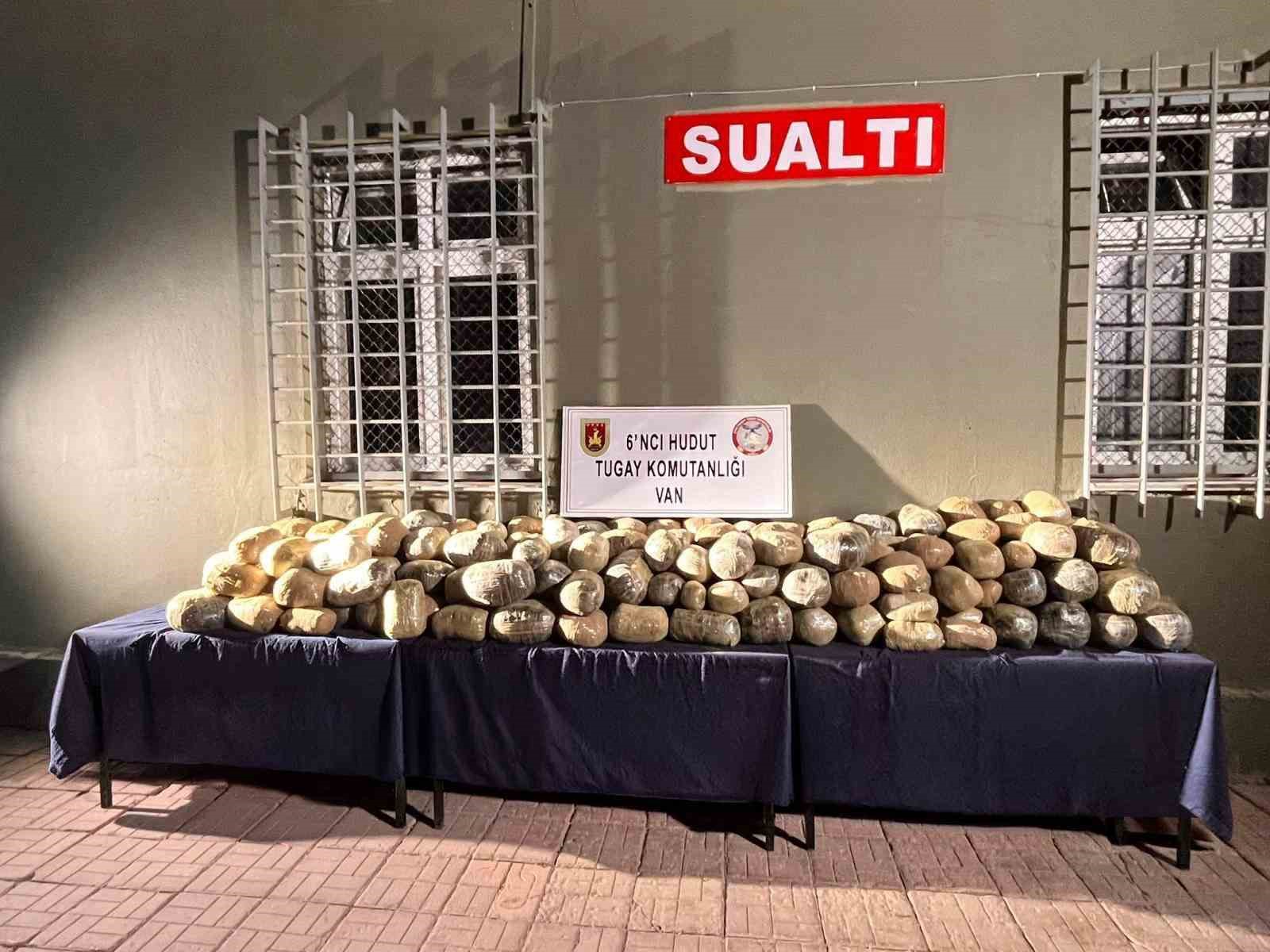 VAN’DA GERÇEKLEŞTİRİLEN UYUŞTURUCU OPERASYONUNDA 412 BİN 741 GRAM UYUŞTURUCU MADDE ELE GEÇİRİLDİ