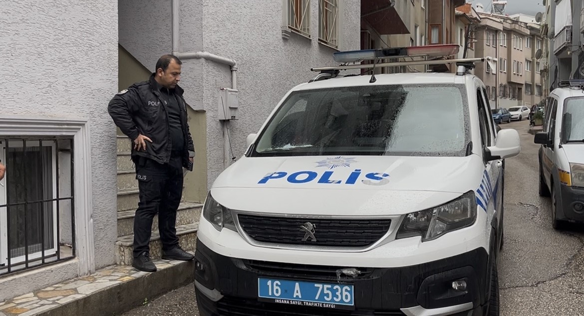 CEZAEVİNDEN İZİNLİ ÇIKAN 3 ARKADAŞIN GECESİ ÖLÜMLE BİTTİ: 2 KİŞİ GÖZALTINDA