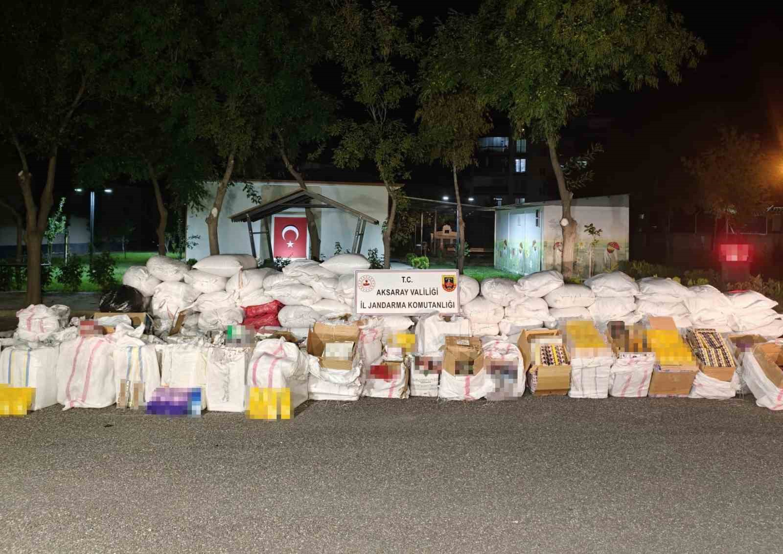 AKSARAY’DA JANDARMA 5,5 MİLYON LİRALIK KAÇAK ÜRÜN ELE GEÇİRDİ