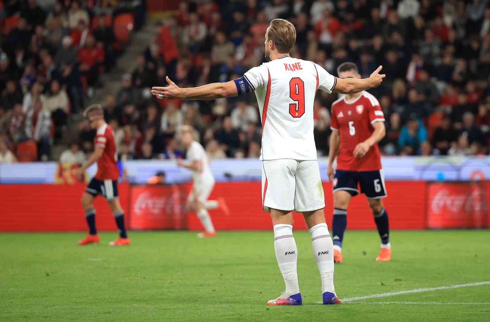İNGİLTERE, ULUSLAR LİGİ’NDE ÇEKYA’YI 2-0 YENDİ