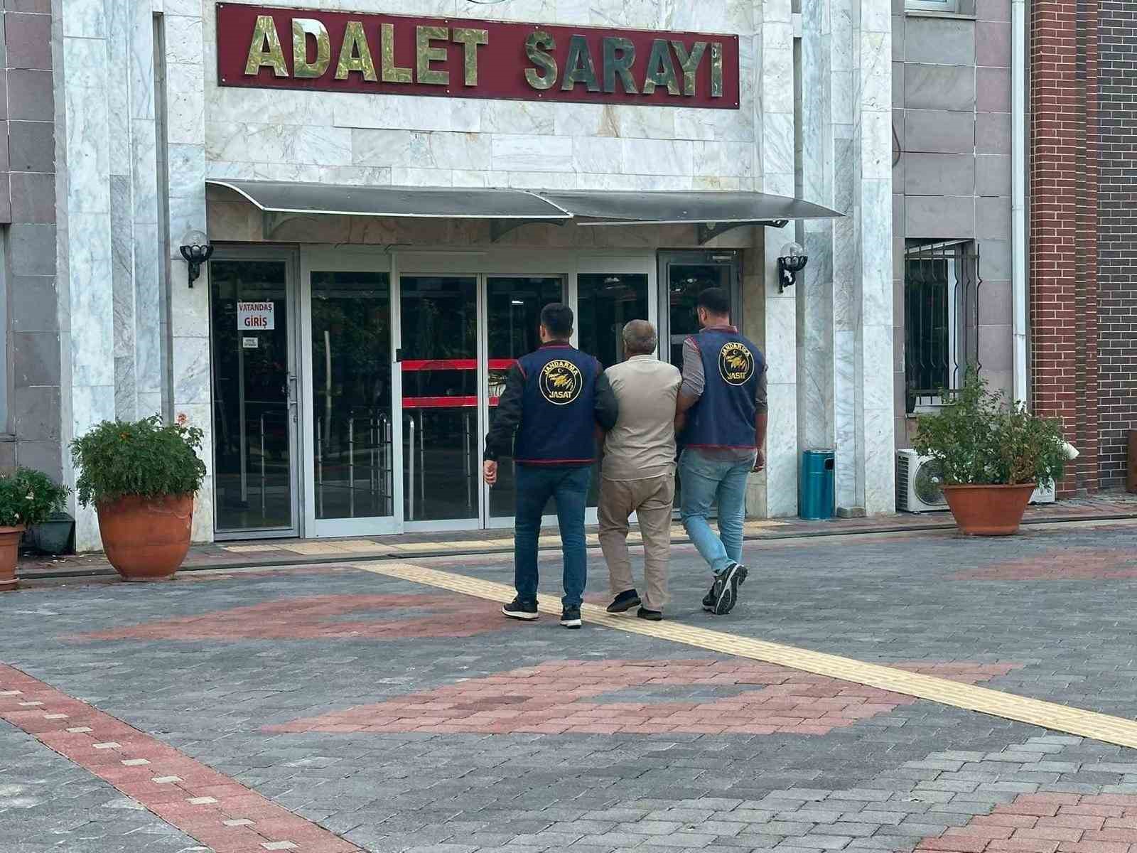 ISPARTA’DA CAMİDEKİ YARDIM KUTUSUNDAN PARA ÇALAN ŞÜPHELİ TUTUKLANDI