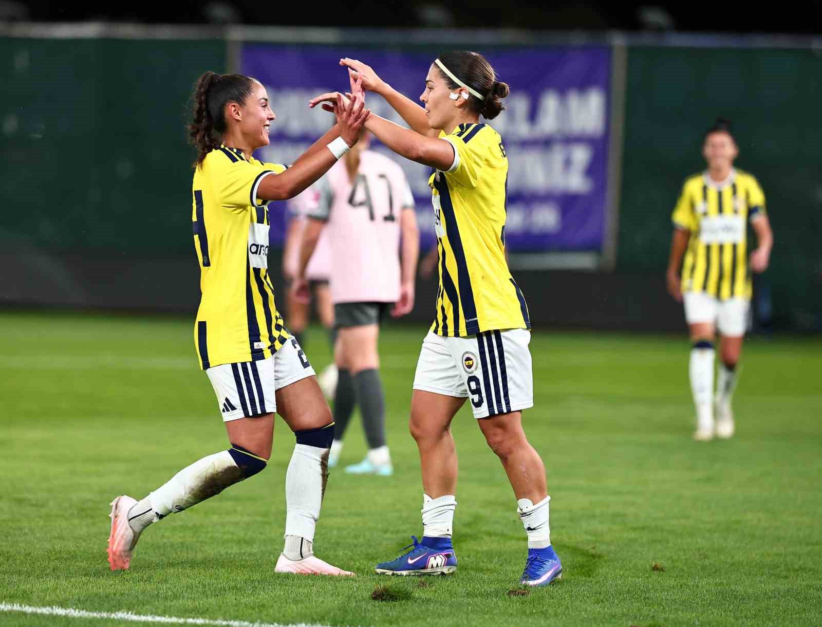 FENERBAHÇE, UEFA KADINLAR AVRUPA KUPASI’NDA SON 16 TURUNA YÜKSELDİ