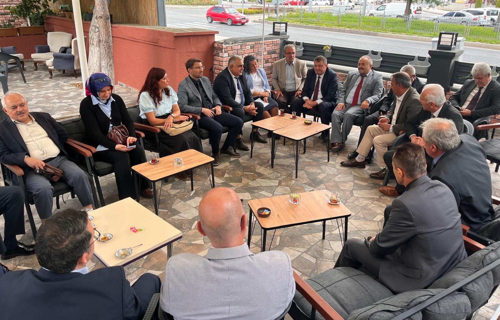 MİLLİ EĞİTİM MÜDÜRÜ,ORTAÖĞRETİM OKUL MÜDÜRLERİYLE BULUŞTU
