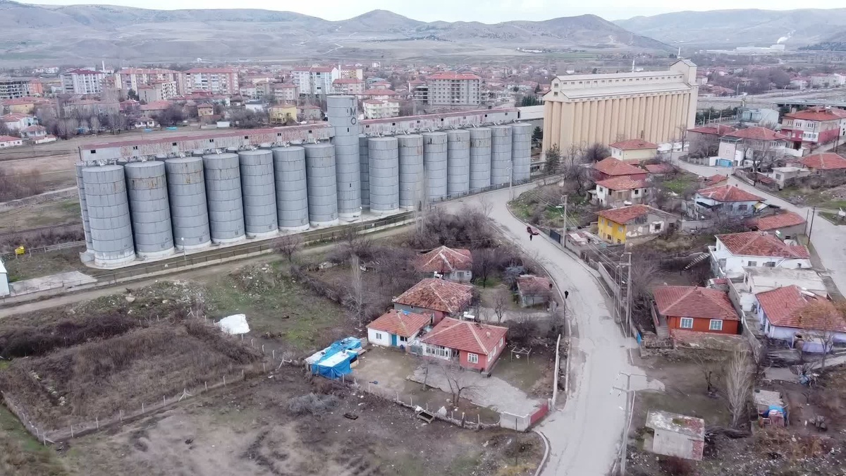 YOZGAT’TA TMO SİLOLARININ SATILMASINA YENİ PARTİDEN SERT TEPKİ