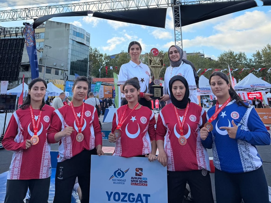 YOBÜ,KADIN MAS GÜREŞ TAKIMI  TÜRKİYE ŞAMPİYONU OLDU