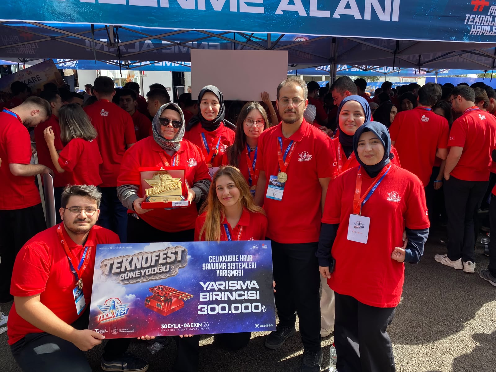 YOBÜ,TEKNOFEST HAVA SAVUNMA SİSTEMLERİ YARIŞMASINDA TÜRKİYE BİRİNCİLİĞİNİ KAZANDI