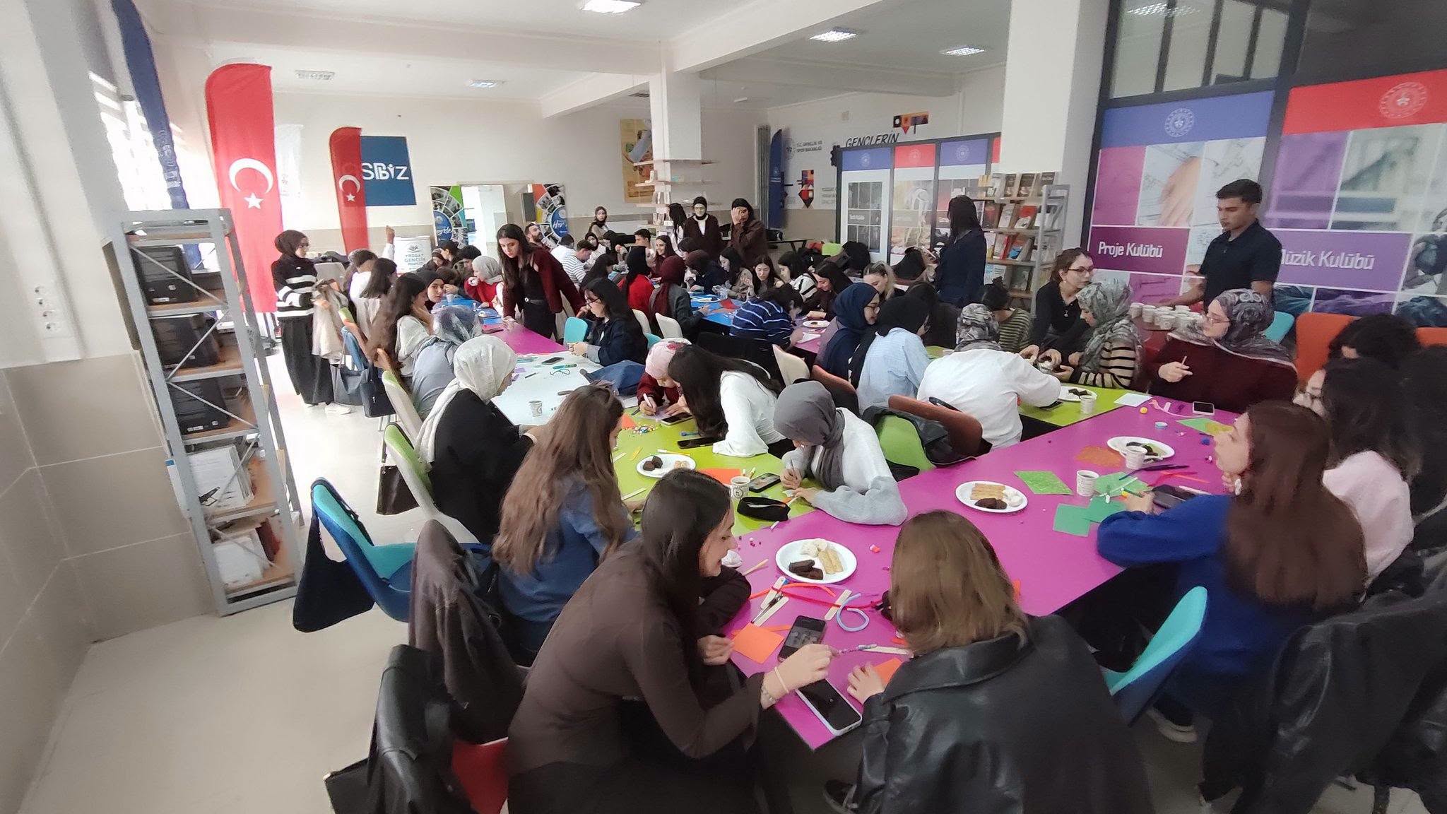 YOZGAT’TA GENÇLERİN İKİNCİ ADRESİ GENÇLİK MERKEZLERİ OLDU