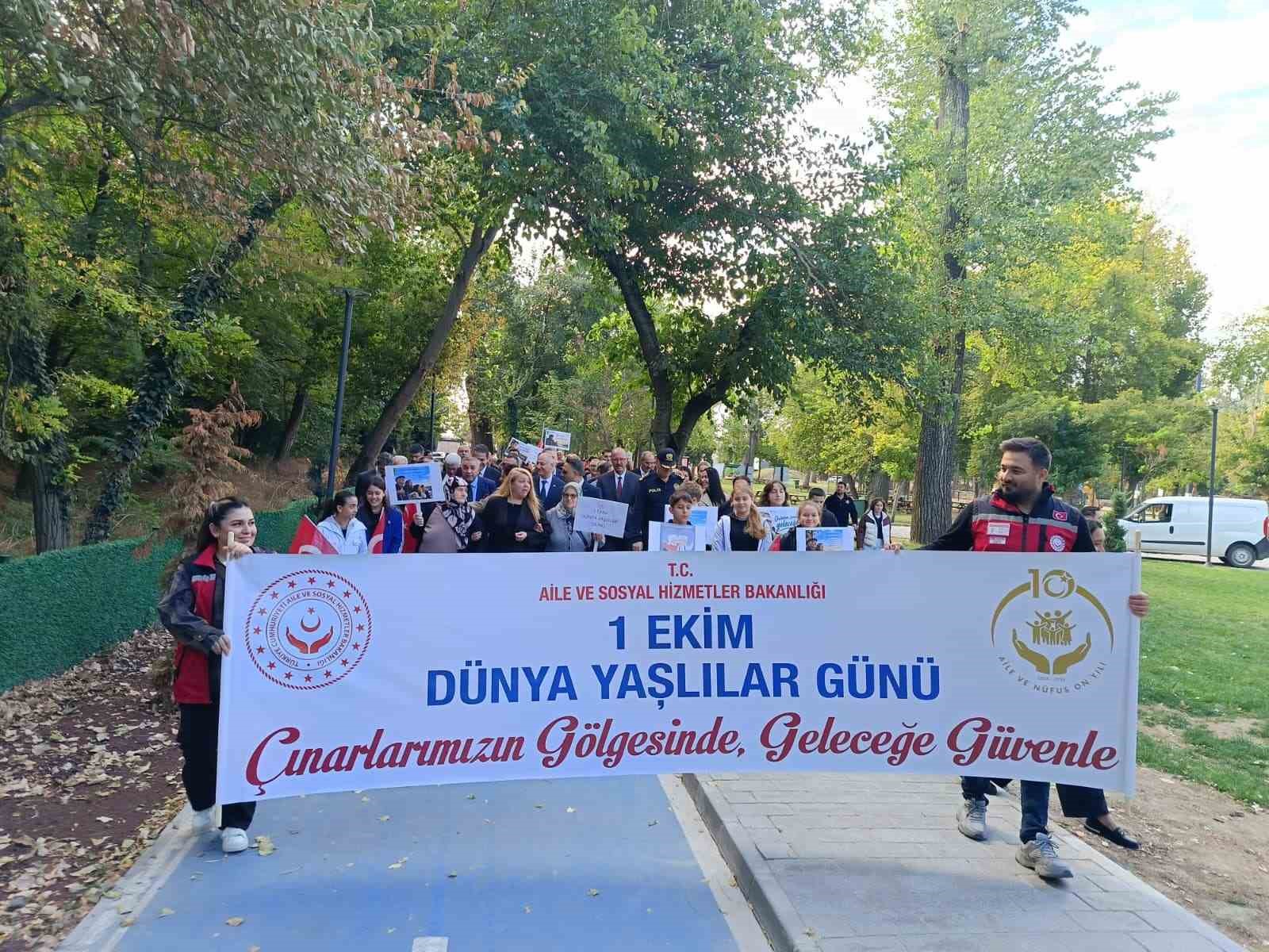 EDİRNE’DE KUŞAKLARARASI DAYANIŞMANIN ÖNEMİNE DİKKAT ÇEKİLDİ