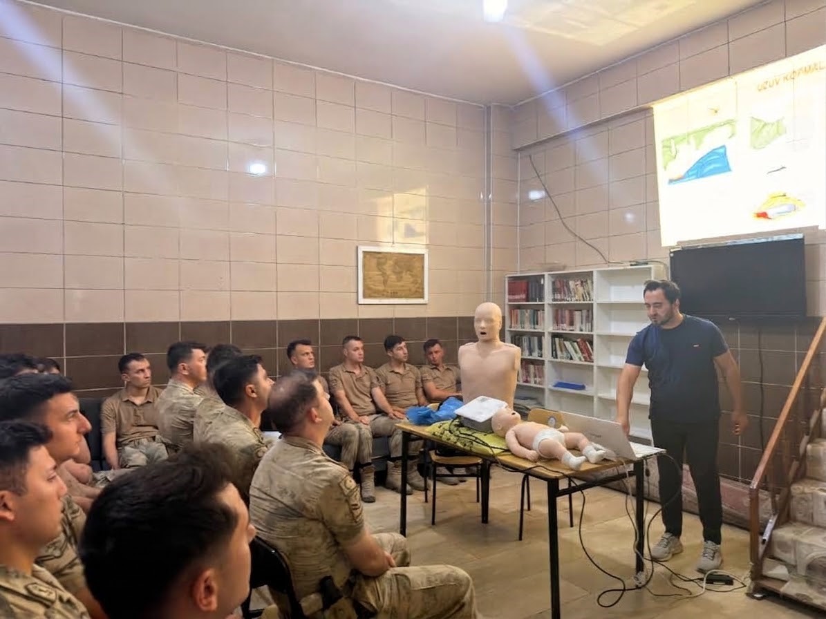 ULUDERE’DE MEHMETÇİĞE HAYAT KURTARAN EĞİTİM: 66 JANDARMA PERSONELİNE UYGULAMALI İLK YARDIM