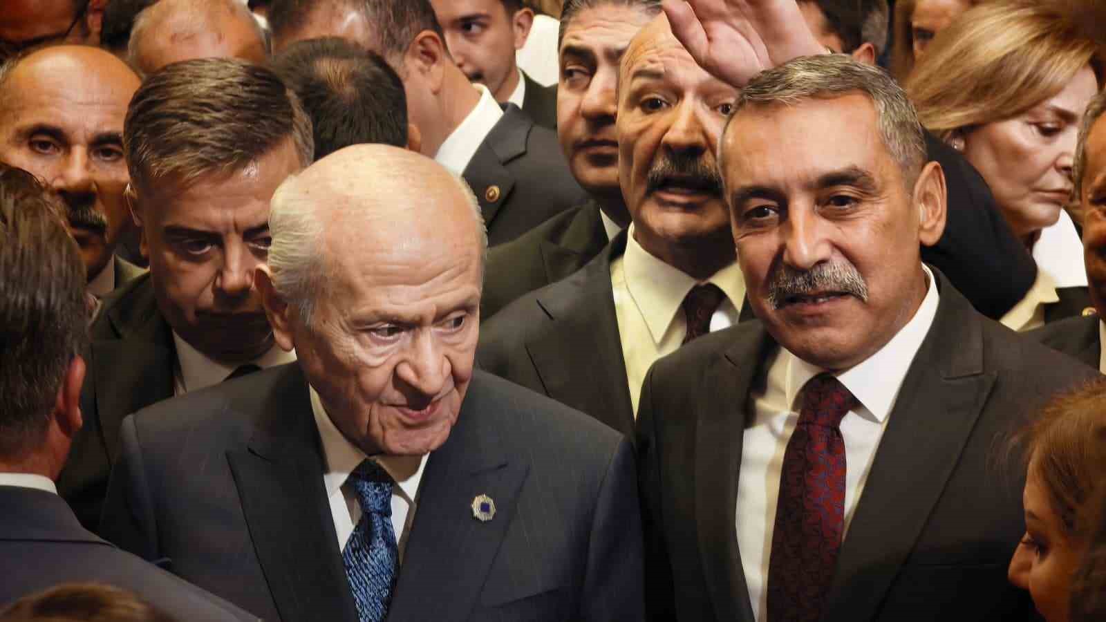 MHP LİDERİ BAHÇELİ: "YENİ PARTİNİN CUMHURBAŞKANIMIZ SALONDAYKEN AYRILMASI SİYASİ AÇIDAN DOĞRU OLMAMIŞTIR"