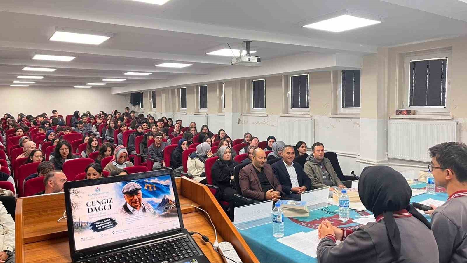 CENGİZ DAĞCI PANELLERİNİN İKİNCİSİ MİLLİ İRADE ANADOLU LİSESİNDE DÜZENLENDİ