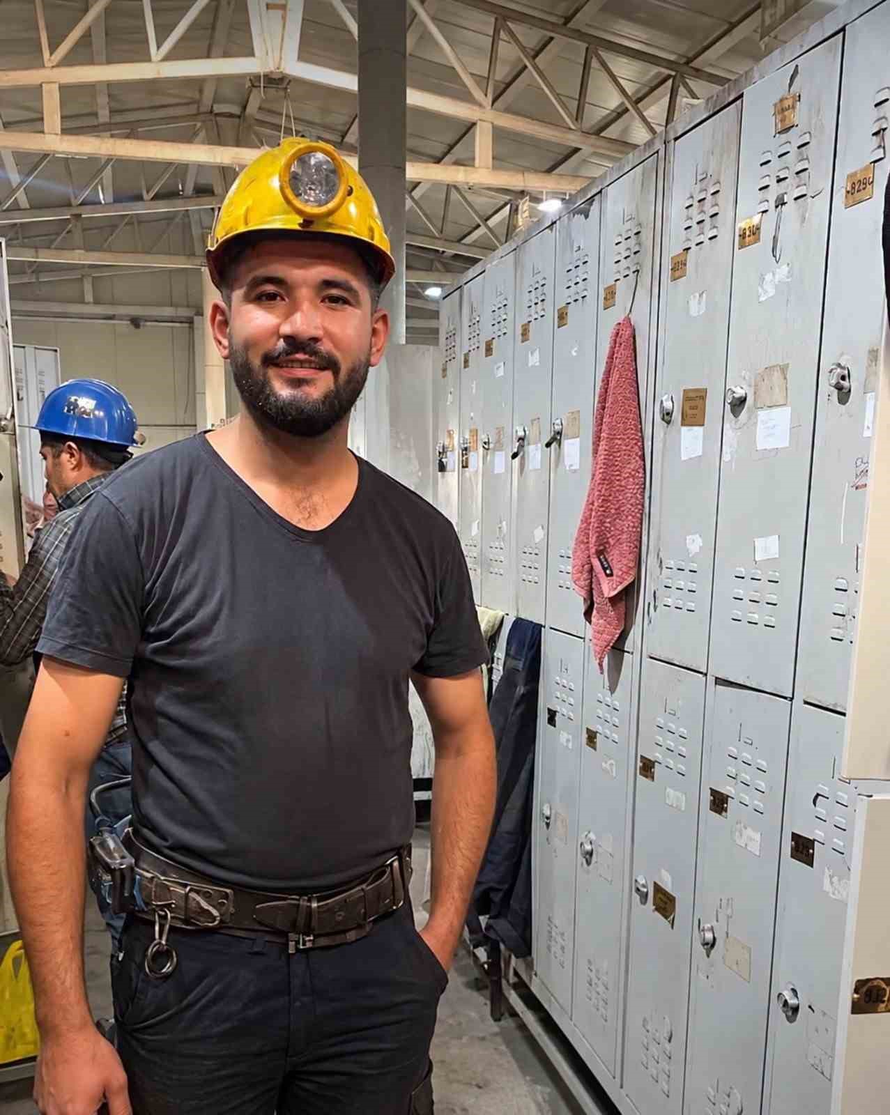 SOMA’DAKİ MADEN GÖÇÜĞÜNDE HAYATINI KAYBEDENLERİN DEFİN YERLERİ BELLİ OLDU