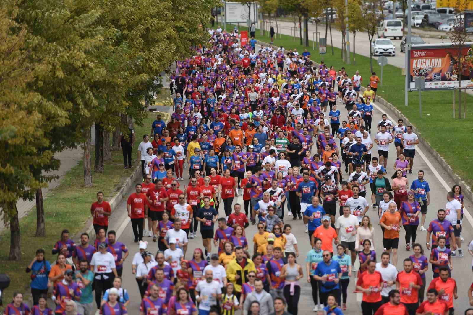 EKER I RUN, 5 BİNE YAKIN KOŞUCUNUN KATILIMIYLA BAŞLIYOR