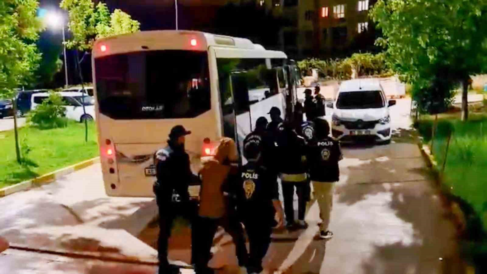 MANİSA MERKEZLİ 6 İLDE DEV YASA DIŞI BAHİS OPERASYONU: 28 TUTUKLAMA