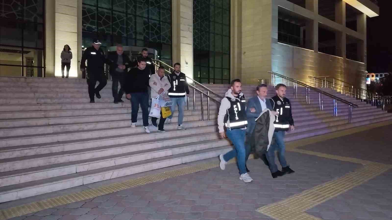 KIRIKKALE BELEDİYESİNE YÖNELİK RÜŞVET SORUŞTURMASINDA 3 PERSONEL TUTUKLANDI