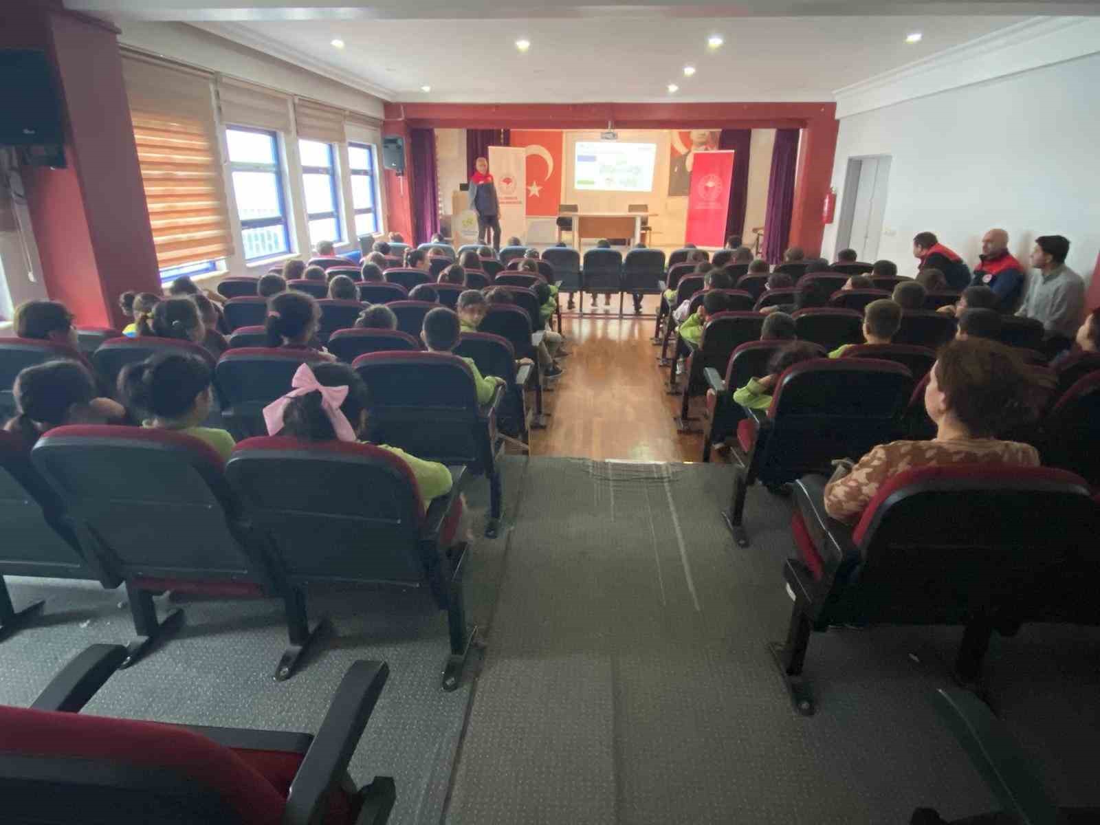 ÖĞRENCİLERE GIDA KAYBI VE İSRAFI EĞİTİMİ VERİLDİ