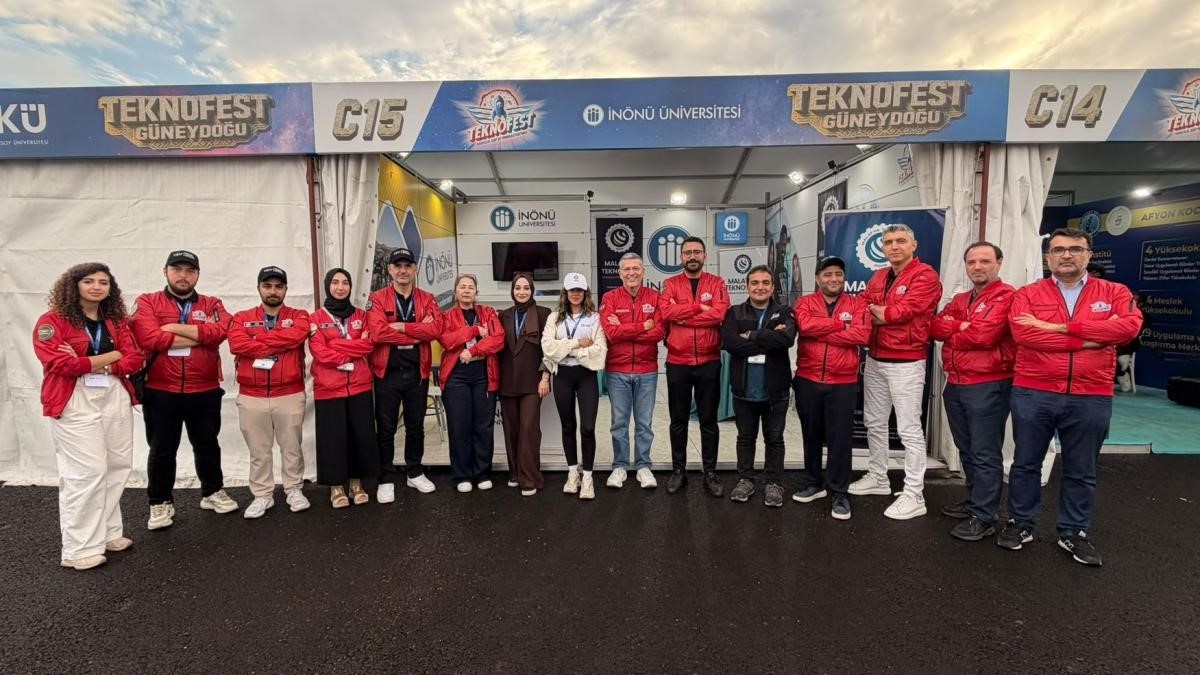 TEKNOFEST GÜNEYDOĞU’DA İNÖNÜ ÜNİVERSİTESİ’NİN STANDI YOĞUN İLGİ GÖRÜYOR