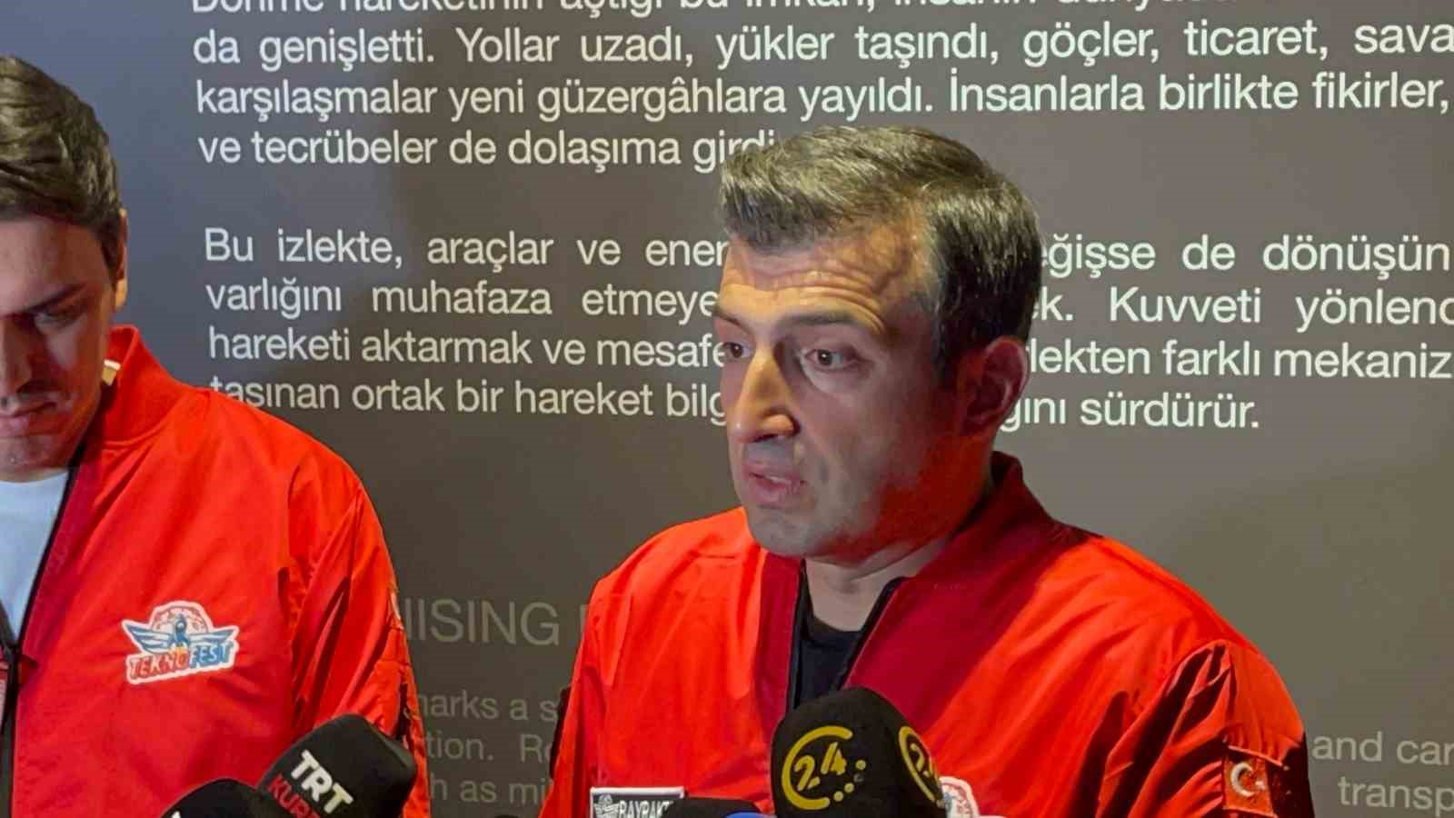 TEKNOFEST YÖNETİM KURULU BAŞKANI BAYRAKTAR: "BAYKAR OLARAK ŞU ANDA 40 ÜLKEDE FAALİYET GÖSTERİYOR, 7 ÜLKEDE TESİSLERİMİZ VAR"