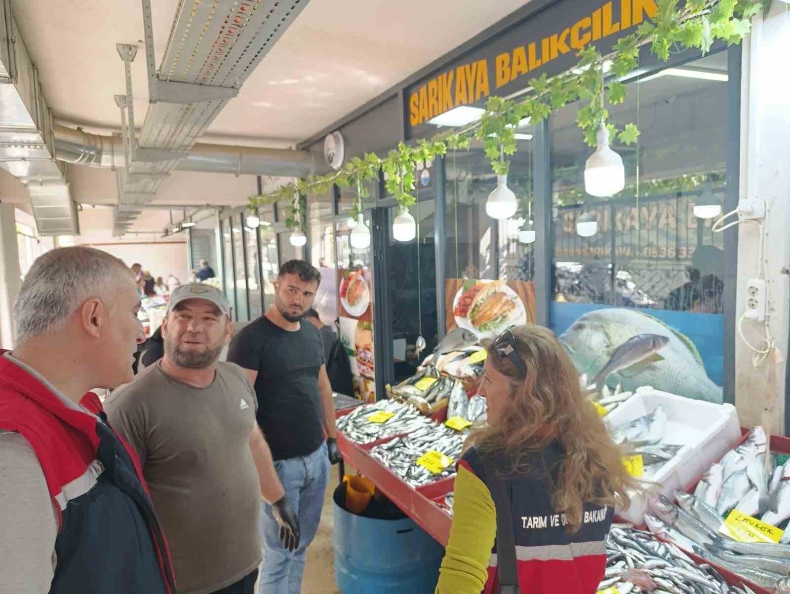BUHARKENT’TE PAZAR TEZGAHLARI DENETLENDİ