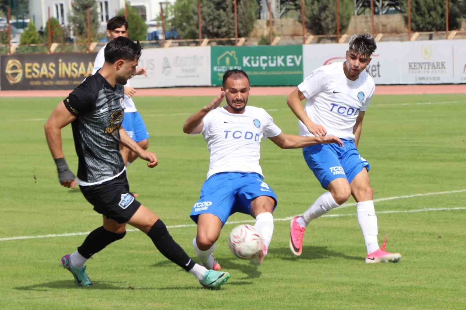 TFF 2. LİG: KAHRAMANMARAŞ İSTİKLALSPOR: 1 - ANKARA DEMİRSPOR: 0
