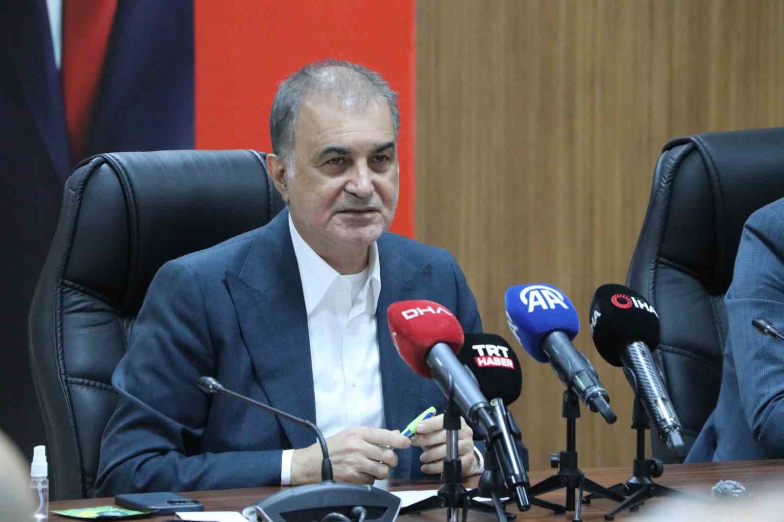 AK PARTİ SÖZCÜSÜ ÇELİK: "DEPREMDE HERHANGİ BİR SAĞLIK SORUNU YAŞAYAN VATANDAŞIMIZ YOK"