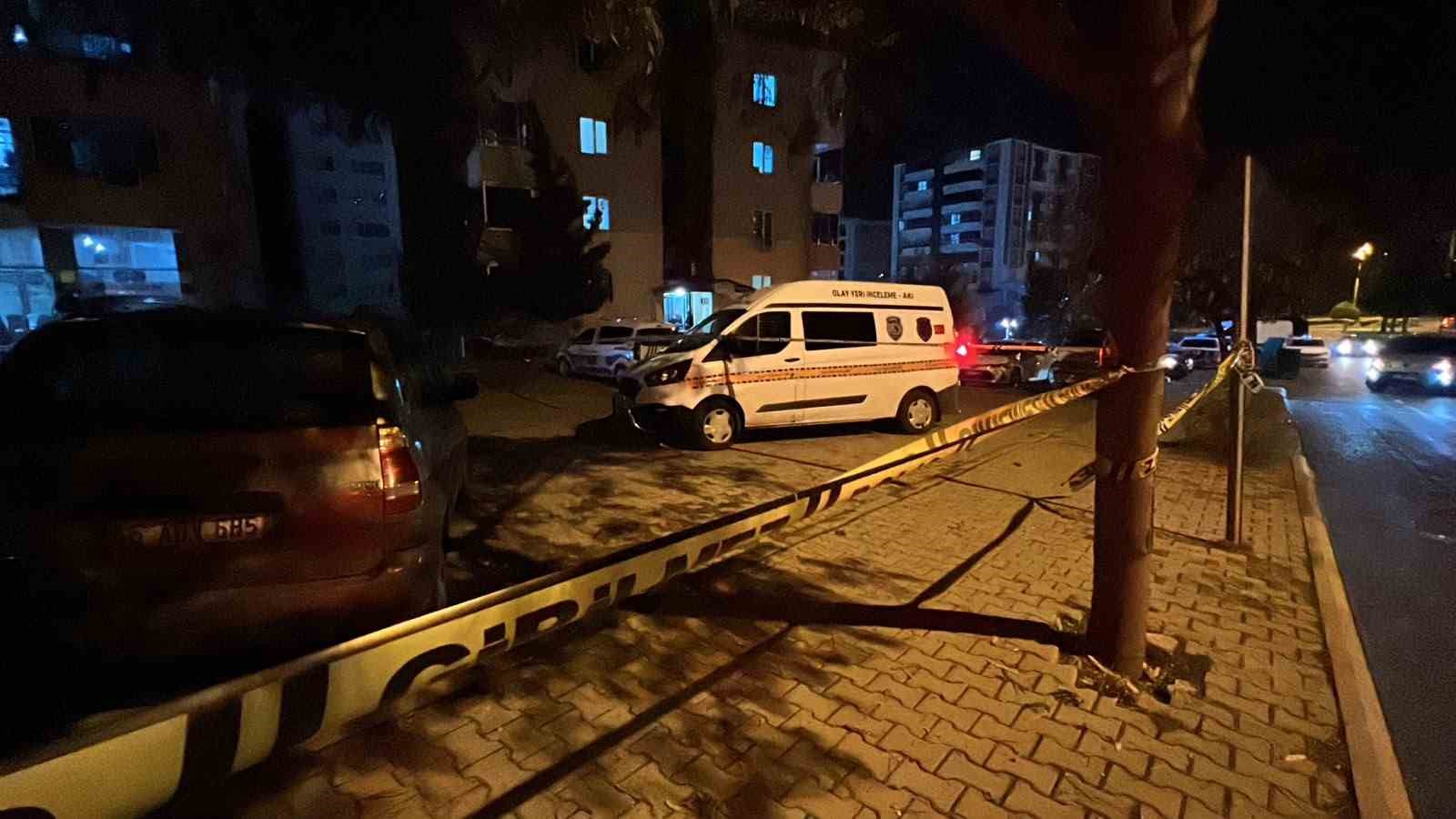KAHRAMANMARAŞ’TA HALI YIKAMACIDA BIÇAKLI KAVGA: 2 YARALI