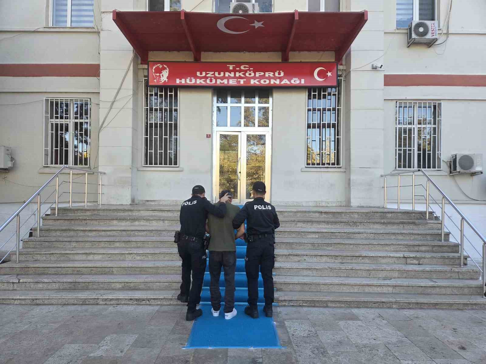 EDİRNE’DE CİNAYET ŞÜPHELİSİ KISA SÜREDE YAKALANDI