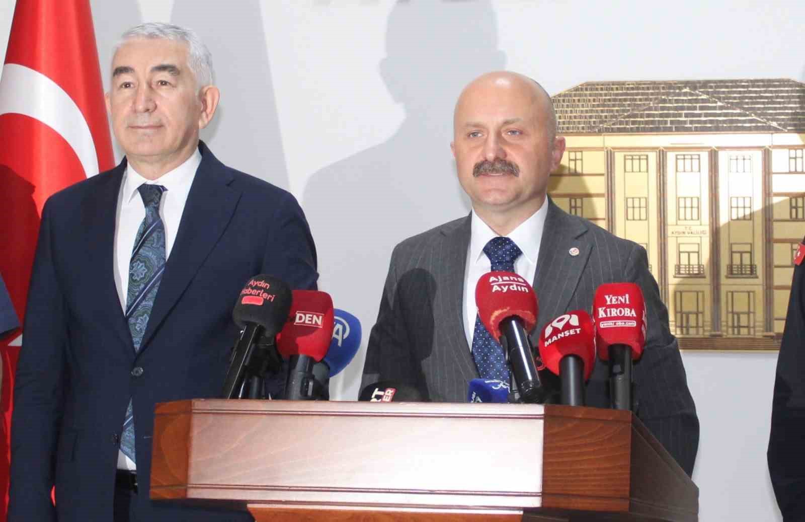 AYDIN VALİSİ VAROL: "SAHADAKİ EKİPLERİMİZİN YAPTIĞI SOMUT BİR DEĞERLENDİRME YOK"