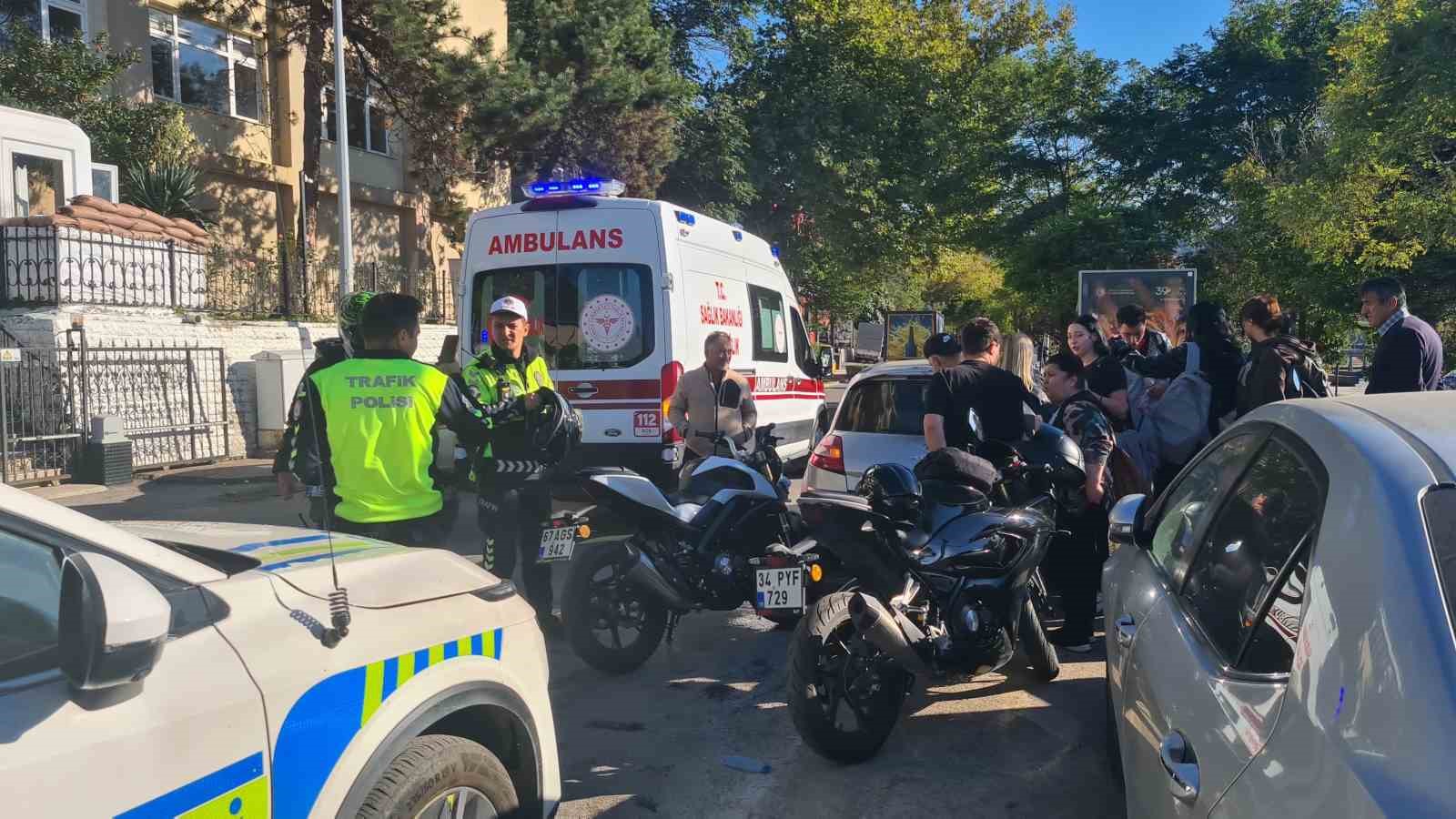 ZONGULDAK’TA MOTOSİKLET KAZASI: 17 YAŞINDAKİ SÜRÜCÜ AĞIR YARALANDI