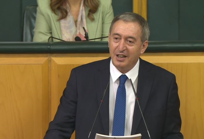 DEM PARTİ EŞ GENEL BAŞKANI BAKIRHAN: "ARTIK SÖZLER YERİNE SOMUT ADIM BEKLEDİĞİMİZİ BELİRTMEK İSTİYORUZ"