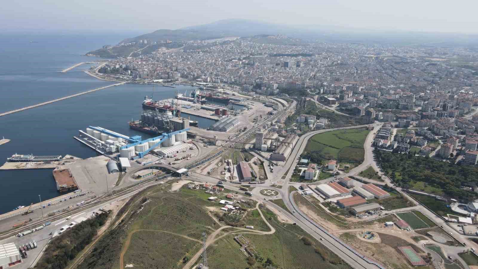 BANDIRMA’NIN NÜFUSU 169 BİN 476’YA YÜKSELDİ