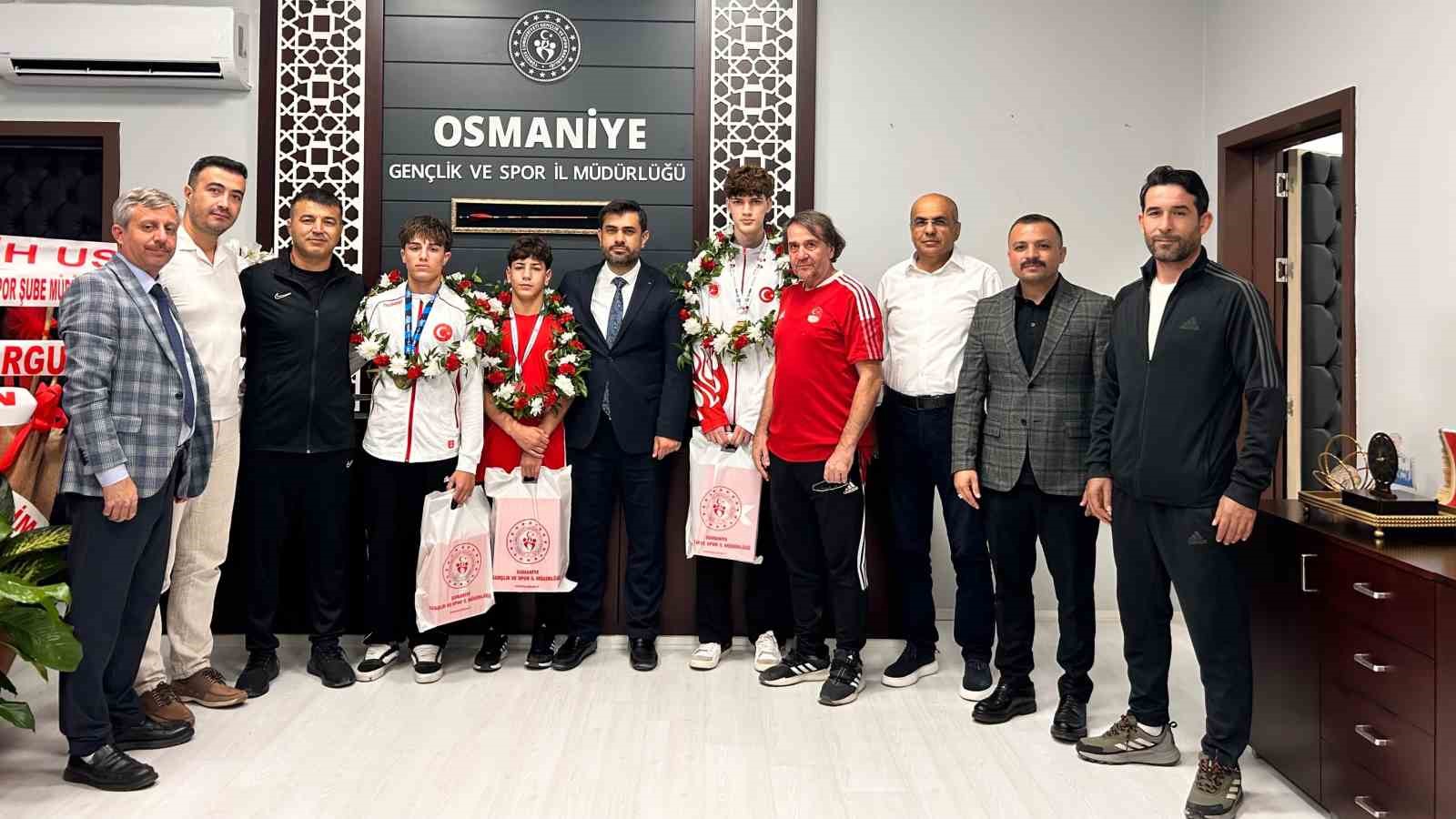 OSMANİYELİ SPORCULAR MEMLEKETLERİNDE COŞKUYLA KARŞILANDI