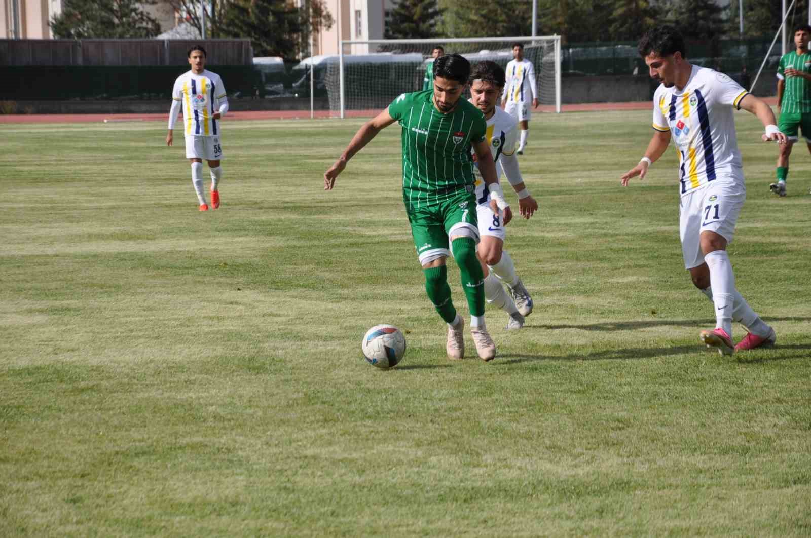 KARS 36 SPOR, FATSA BELEDİYESPOR’U TEK GOLLE GEÇEREK TUR ATLADI