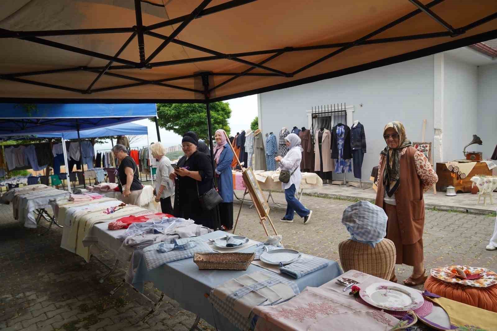 ATAKUM’DA KADIN EMEĞİ EKONOMİYE KAZANDIRILIYOR