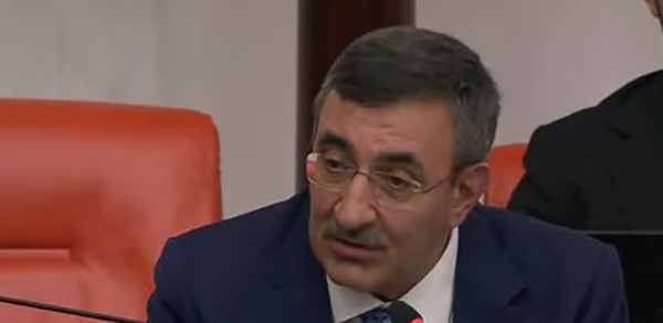 CUMHURBAŞKANI YARDIMCISI YILMAZ: "(FON SORUŞTURMASI) MİLLETİMİZİN KAYNAĞI BU SÜREÇLERDE KULLANILMAYACAK"
