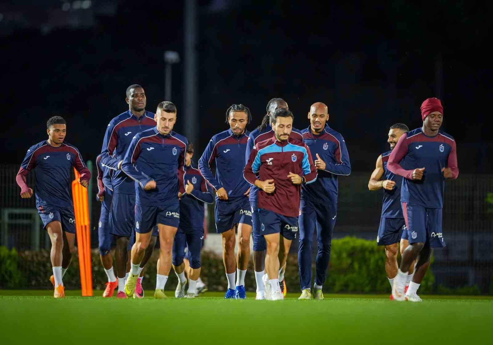 TRABZONSPOR’DA SAMSUNSPOR MESAİSİ SÜRÜYOR