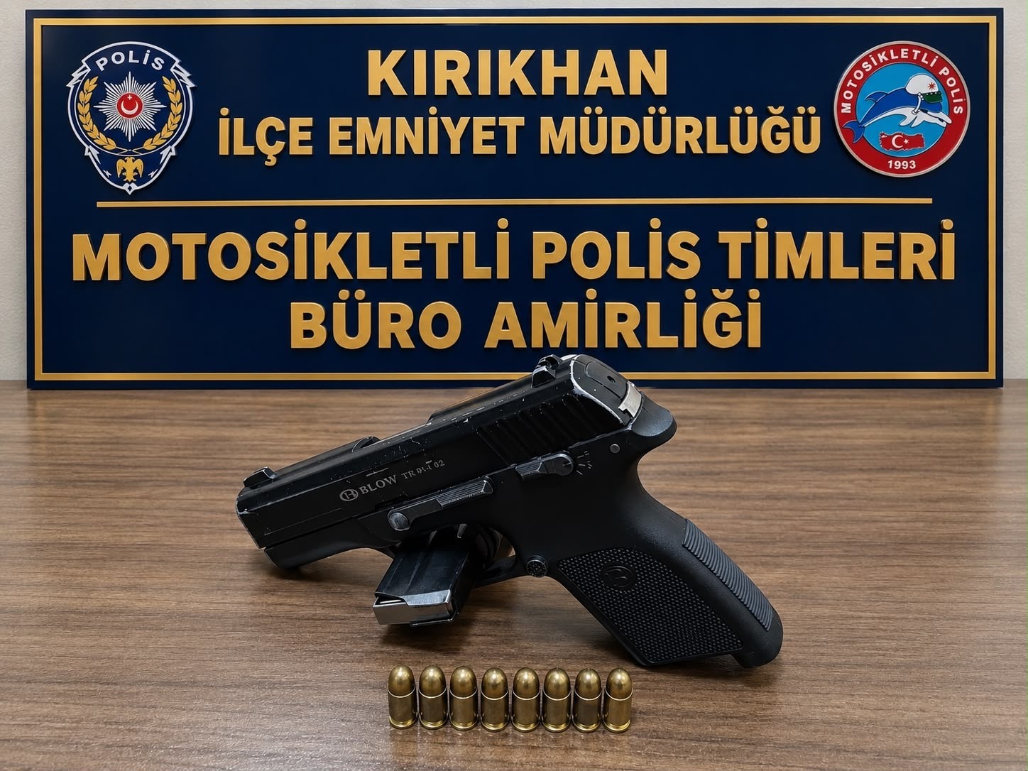 KIRIKHAN’DA RUHSATSIZ TABANCA VE FİŞEK ELE GEÇİRİLDİ