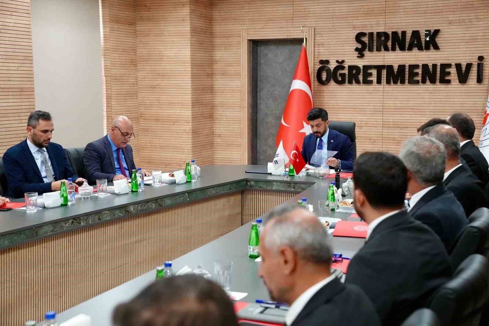 MEB HAYAT BOYU ÖĞRENME GENEL MÜDÜRÜ, ŞIRNAK’TA HAYAT BOYU ÖĞRENME FAALİYETLERİNİ İNCELEDİ