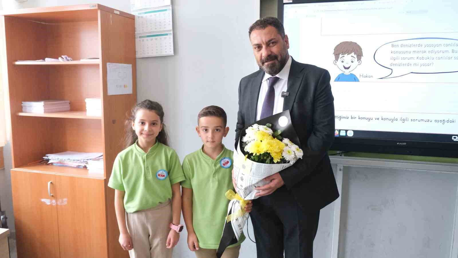 SINIF BAŞKANI SEÇİM VAADİNİ TUTTU: BAŞKAN EKİNCİ 3-D SINIFIYLA BULUŞTU