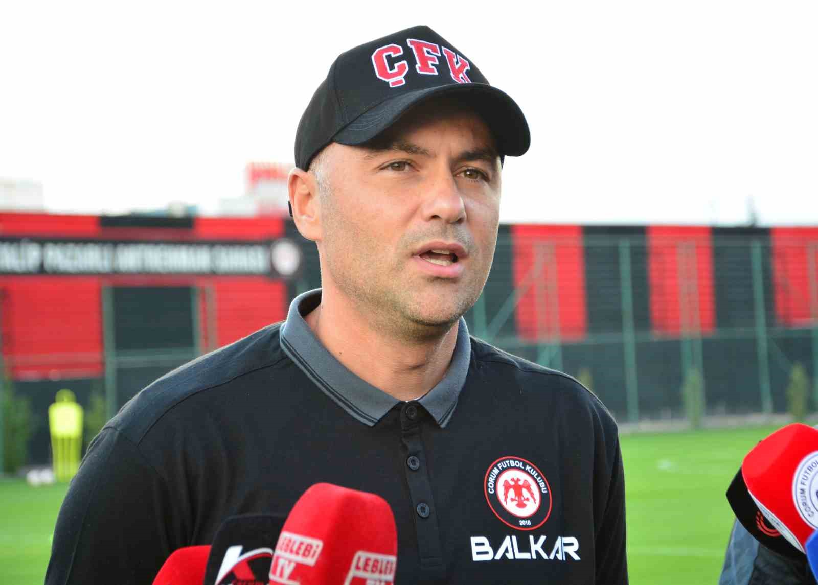 BURAK YILMAZ: "İYİ OYUNCULARIMIZ VAR AMA DAHA TAM TAKIM OLAMADIĞIMIZI DÜŞÜNÜYORUM"