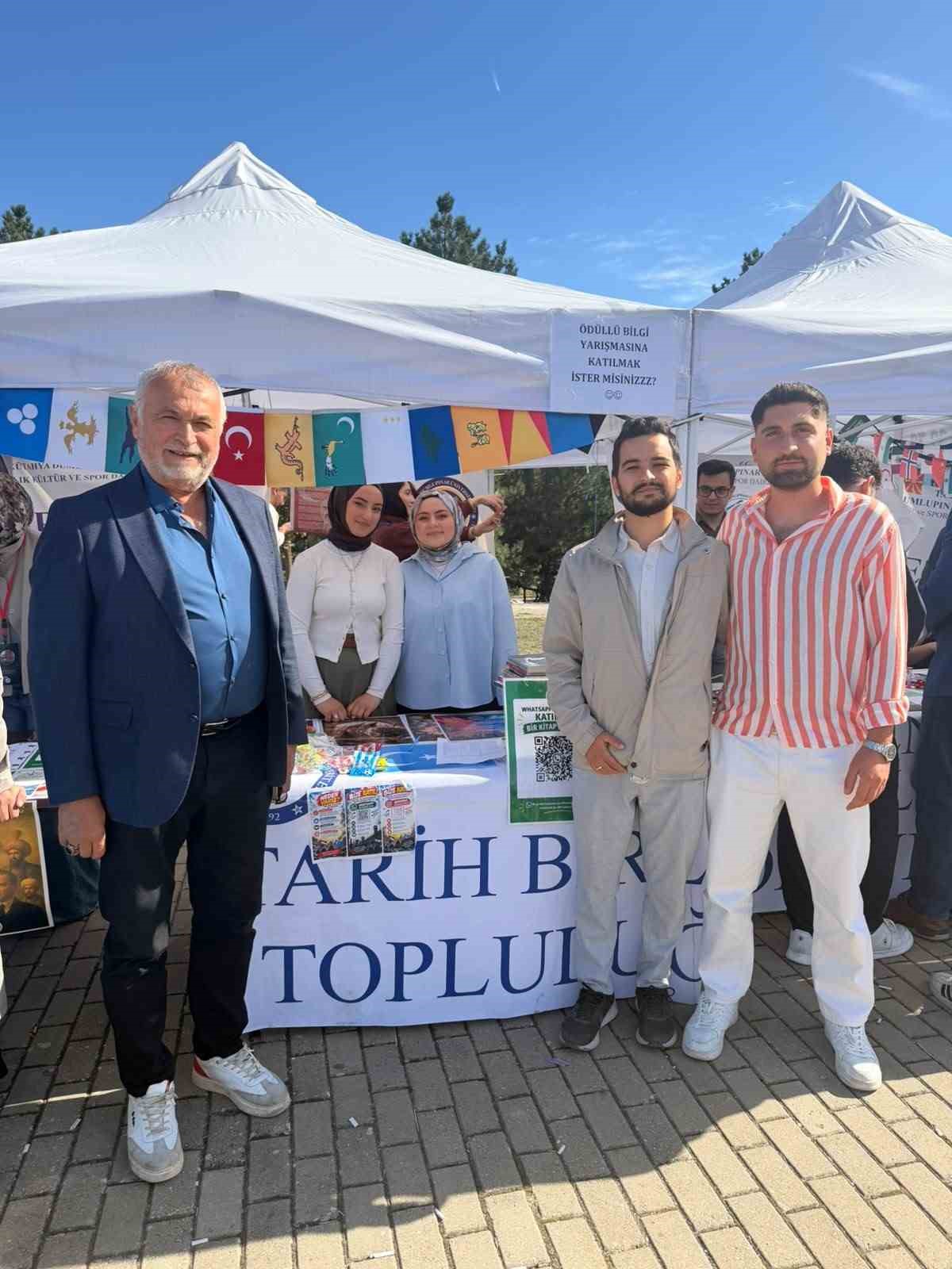 DPÜ TARİH BİRLİĞİ ORYANTASYONDA DİKKATLERİ ÜZERİNE ÇEKTİ