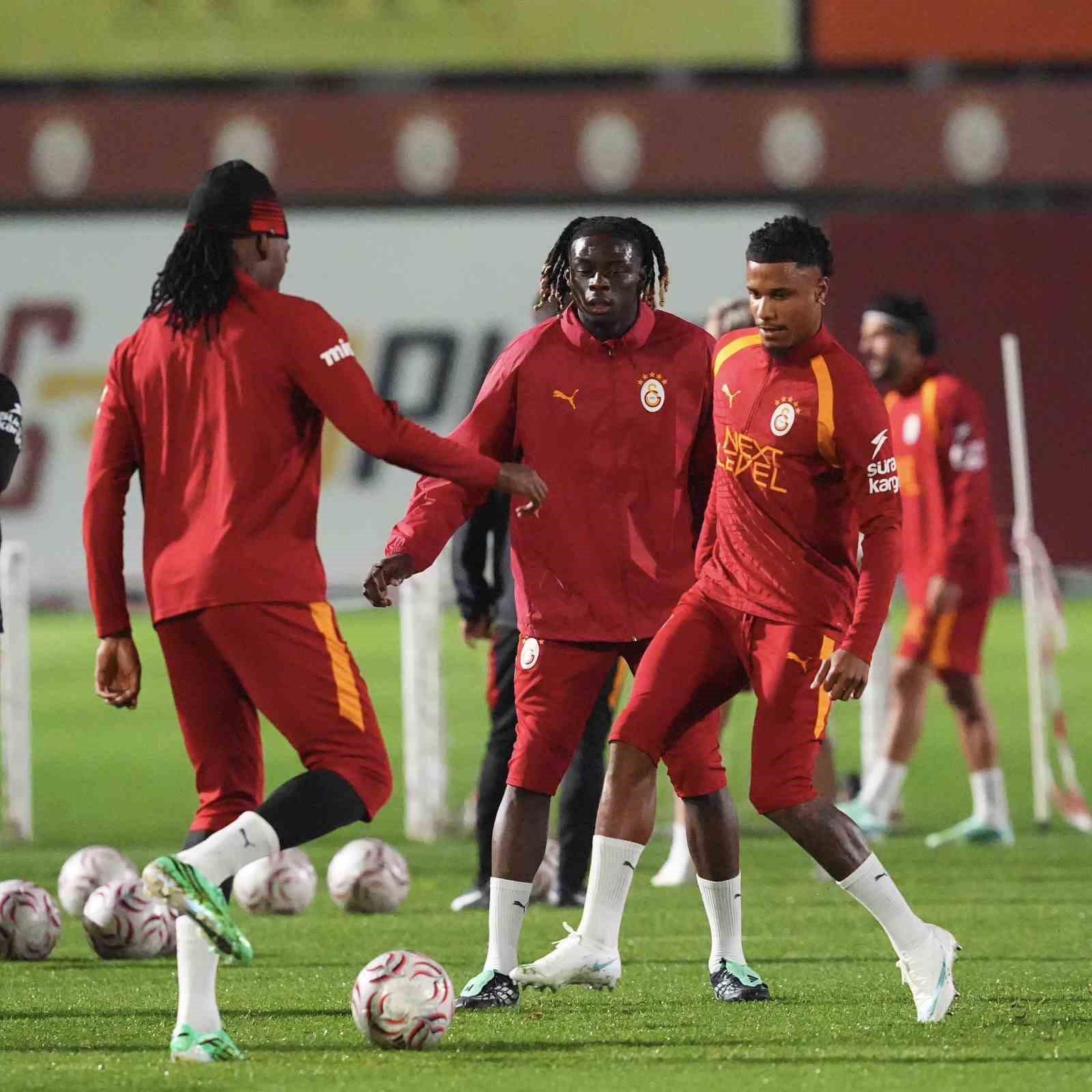 GALATASARAY, KASIMPAŞA MAÇI HAZIRLIKLARINI TAMAMLADI