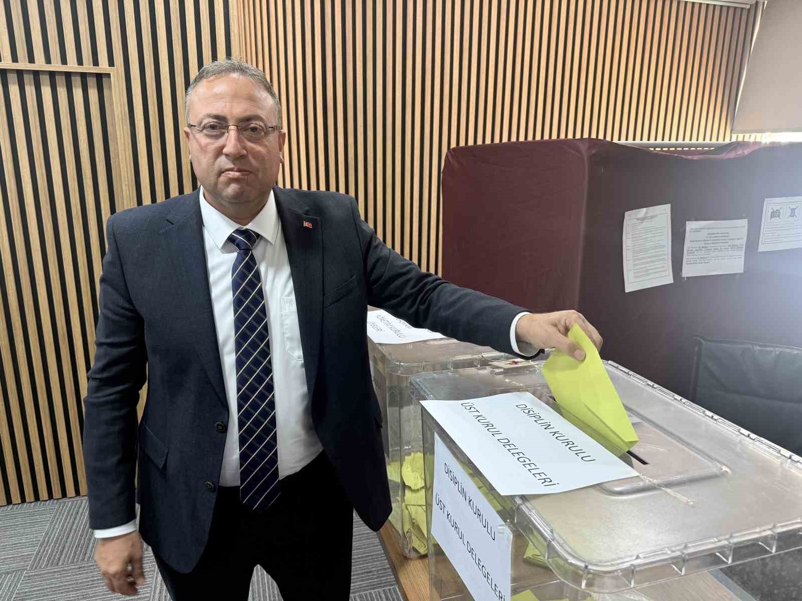 TARSUS TİCARET BORSASI’NIN YENİ YÖNETİMİ BELLİ OLDU