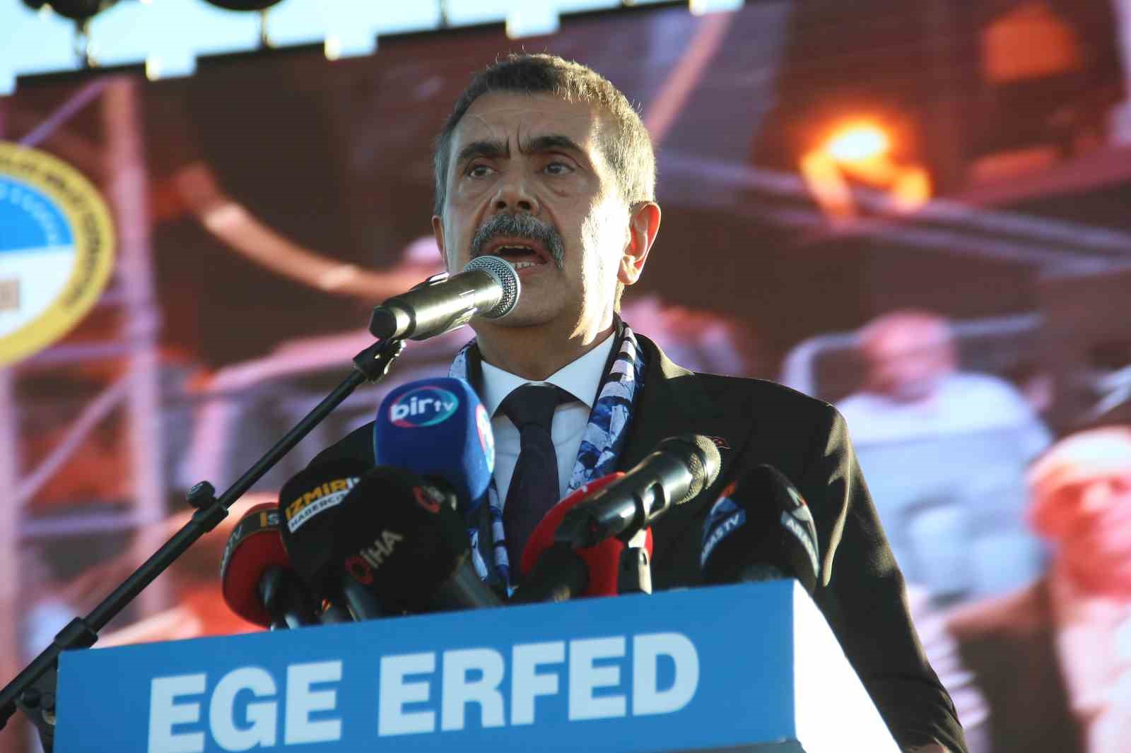 BAKAN TEKİN: "BARIŞ İÇİNDE YAŞAYACAĞIMIZ BİR TÜRKİYE İNŞA EDECEĞİZ"