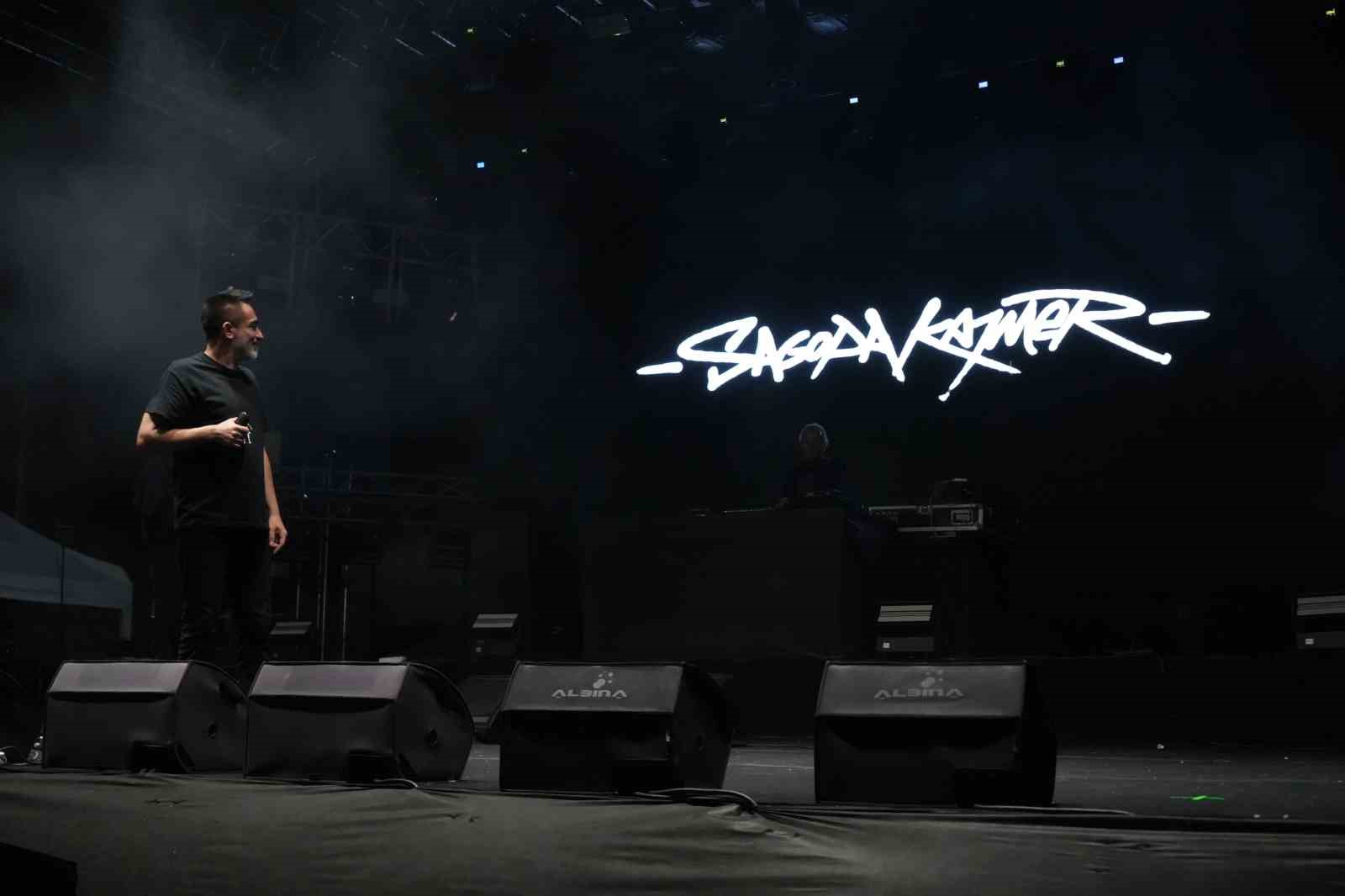RAP MÜZİĞİN SEVİLEN İSMİ SAGOPA KAJMER NİĞDE’DE KONSER VERDİ
