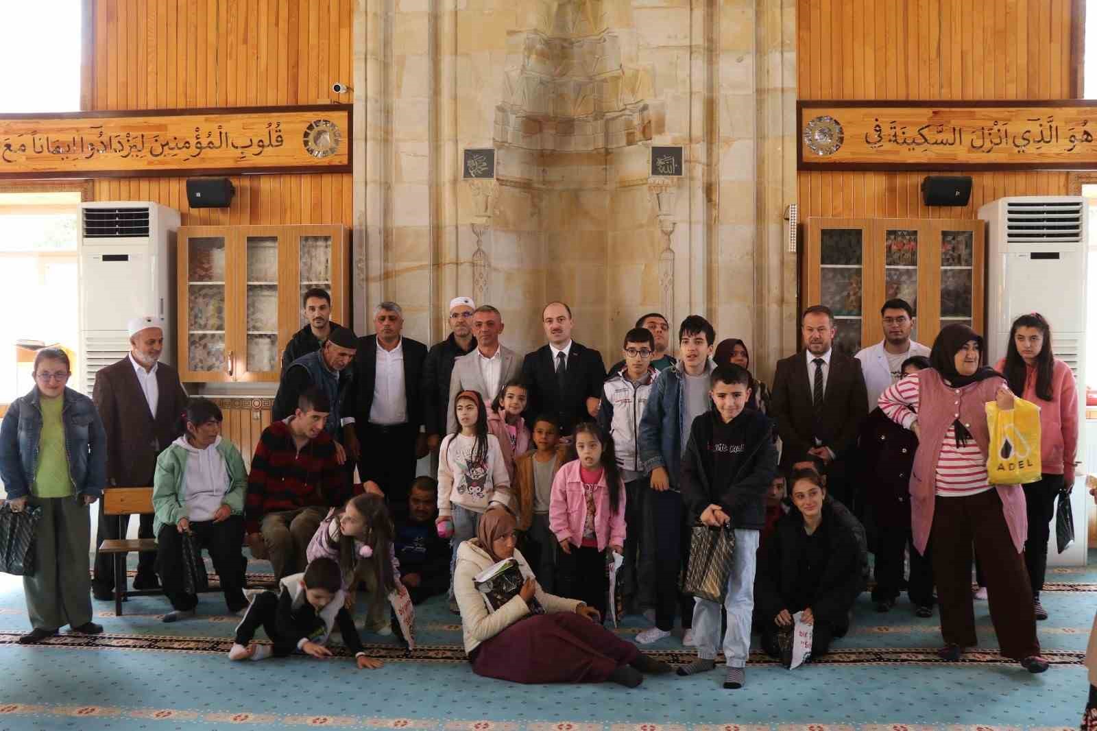 CAMİDE ANLAMLI BULUŞMA